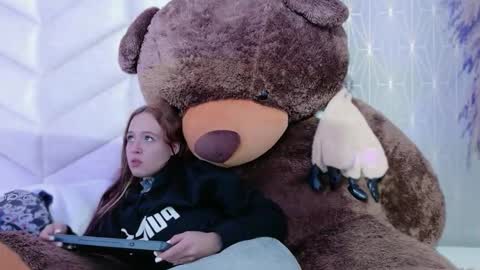 caro_adams1 online show from 01/16/26, 11:36