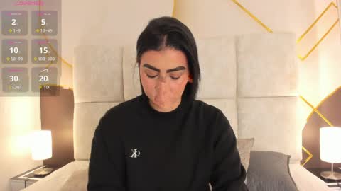 Snapshot of caro_giraldo_ chatting on 04/06/26, 12:28 caro_giraldo_ online show from 04/06/26, 12:28