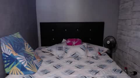 Caro milf  online show from 11/08/25, 07:01