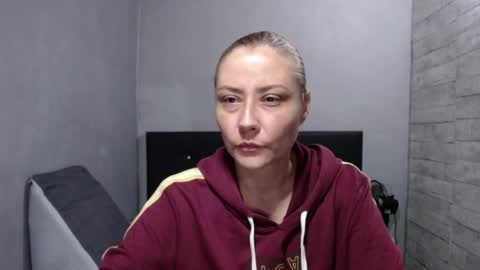 Caro milf  online show from 04/07/26, 10:48