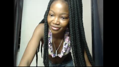 caroline online show from 04/15/26, 04:30