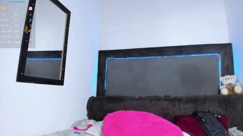 Snapshot of carol100597 chatting on 01/22/25, 11:32 karol online show from 01/22/25, 11:32