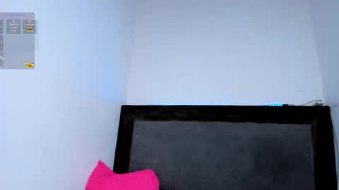 Snapshot of carol100597 chatting on 10/05/25, 11:24 karol online show from 10/05/25, 11:24