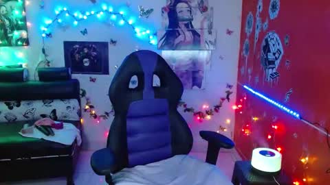 Snapshot of carol20_1994 chatting on 02/22/25, 06:50 Carolina online show from 02/22/25, 06:50