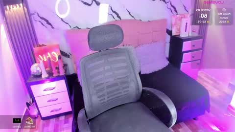 Snapshot of carol__evans chatting on 02/04/26, 10:36 Sofi online show from 02/04/26, 10:36