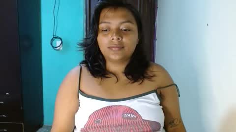 Snapshot of carol_lil1 chatting on 03/25/26, 03:01 carol_lil1 online show from 03/25/26, 03:01