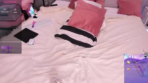 Snapshot of carol_may_ chatting on 01/17/25, 11:06 carol_may_ online show from 01/17/25, 11:06