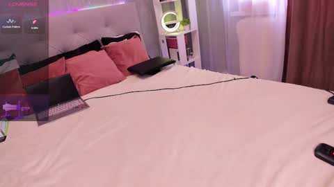 Snapshot of carol_may_ chatting on 02/23/25, 04:39 carol_may_ online show from 02/23/25, 04:39