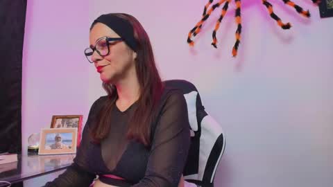 CAROL online show from 10/28/25, 10:41