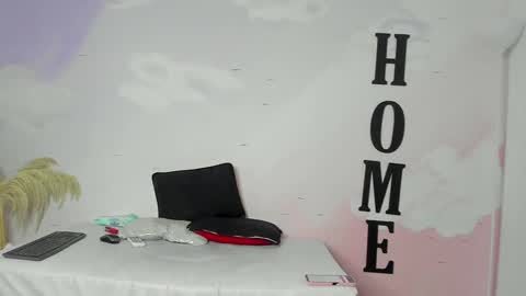 Snapshot of carolay759687 chatting on 01/27/25, 10:06 carolay759687 online show from 01/27/25, 10:06