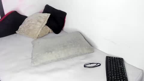 Snapshot of carolay759687 chatting on 02/10/25, 09:25 carolay759687 online show from 02/10/25, 09:25