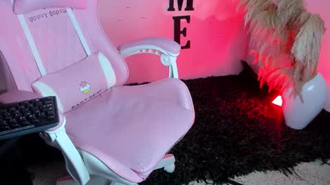 Snapshot of carolay759687 chatting on 02/12/25, 06:08 carolay759687 online show from 02/12/25, 06:08