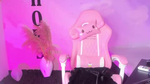 Snapshot of carolay759687 chatting on 02/22/25, 07:23 carolay759687 online show from 02/22/25, 07:23