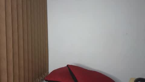 carolay759687 online show from 11/07/25, 12:32