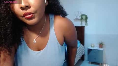 Snapshot of caroldelatorre chatting on 10/01/25, 10:16 Carol de la torre online show from 10/01/25, 10:16