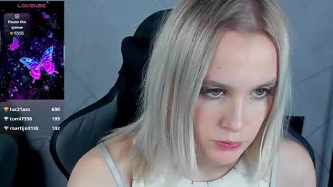 Carol online show from 12/03/25, 09:46