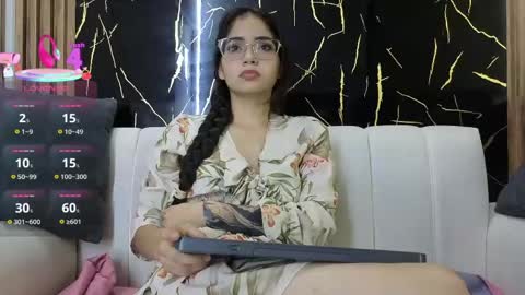 CAROLINA  online show from 04/24/26, 12:02