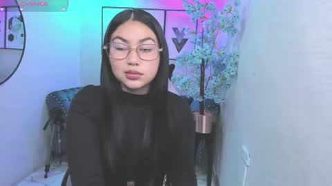Snapshot of carolina_cherry chatting on 06/20/26, 01:25 CAROLINA. online show from 06/20/26, 01:25