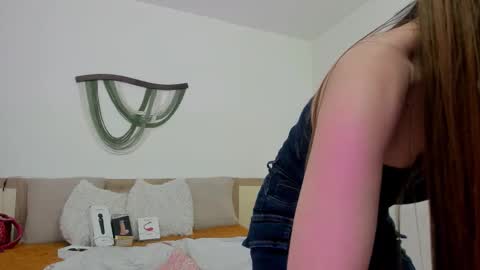 Carolina online show from 11/26/25, 12:28