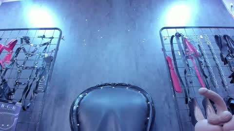 carolina online show from 09/12/25, 04:51