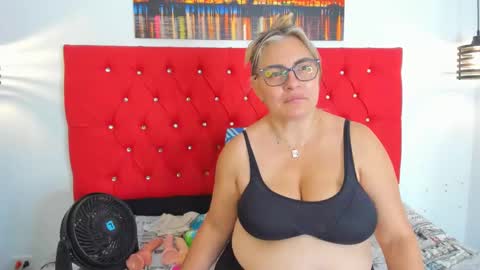 Carolina online show from 09/22/25, 05:26