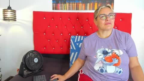 Carolina online show from 10/26/25, 02:56