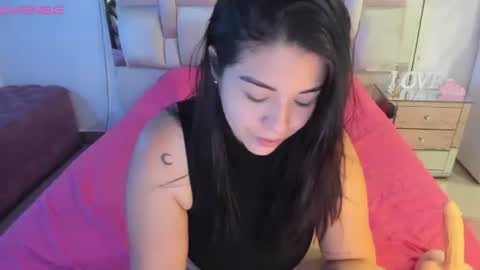 caroline online show from 03/04/25, 03:11