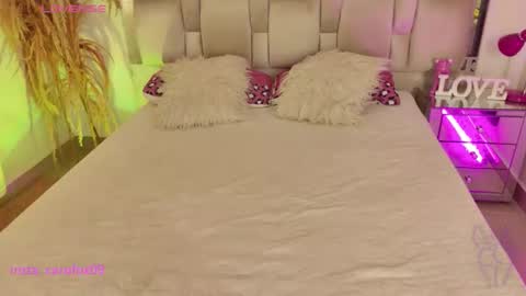 caroline online show from 02/08/26, 08:45