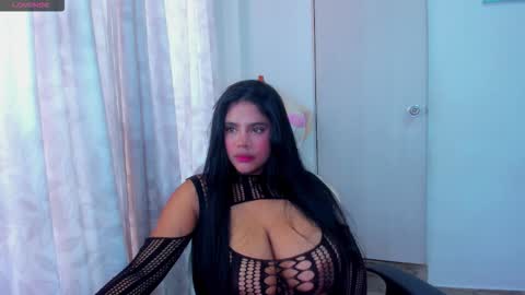 Snapshot of carolinalovehot chatting on 03/13/26, 03:40 Carolina online show from 03/13/26, 03:40