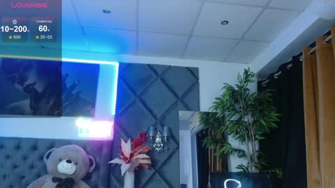 Mellany online show from 04/17/26, 04:15