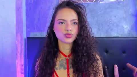 Snapshot of caroline_clark420 chatting on 07/10/26, 02:52 Caroline Clark online show from 07/10/26, 02:52