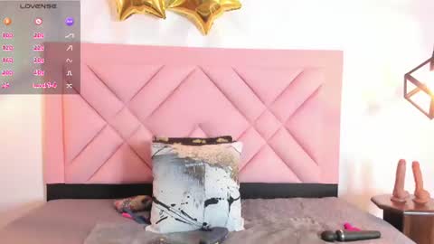 Snapshot of caroline_daring chatting on 07/15/26, 12:21 caroline daring online show from 07/15/26, 12:21
