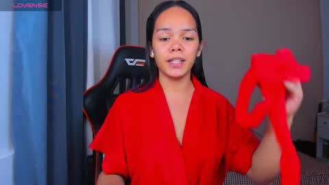 caroline_east online show from 10/25/25, 11:51