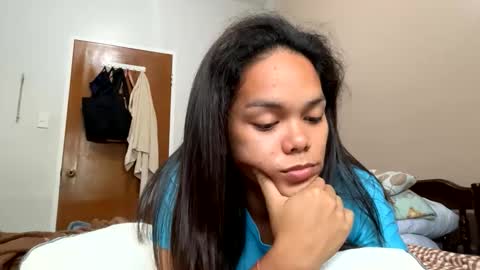 Snapshot of caroline_east chatting on 02/20/26, 06:48 caroline_east online show from 02/20/26, 06:48