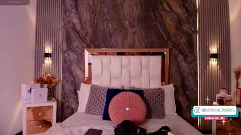 caroline_foster1 online show from 02/13/26, 12:01
