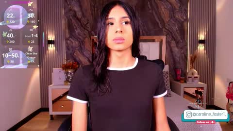 caroline_foster1 online show from 02/24/26, 12:25