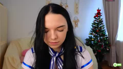 Snapshot of caroline_hey chatting on 02/13/26, 12:12 Mary and Carol online show from 02/13/26, 12:12