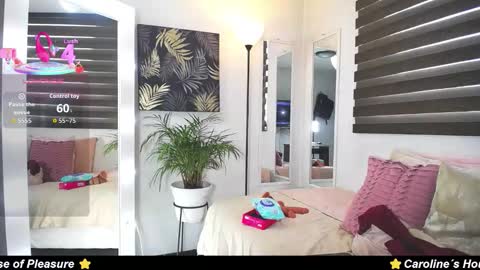 C A R O L I N E online show from 10/27/25, 12:42