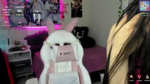 Caroline Lenox online show from 12/15/24, 07:02