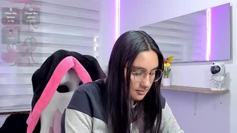 Snapshot of caroline_rodriguez_9 chatting on 05/23/26, 07:07 caroline_rodriguez_9 online show from 05/23/26, 07:07