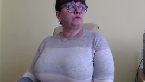 CarolineDream  online show from 10/30/25, 07:10