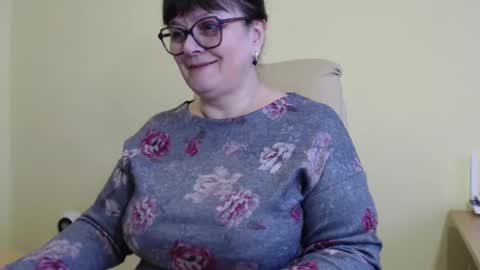 CarolineDream  online show from 12/15/25, 07:12