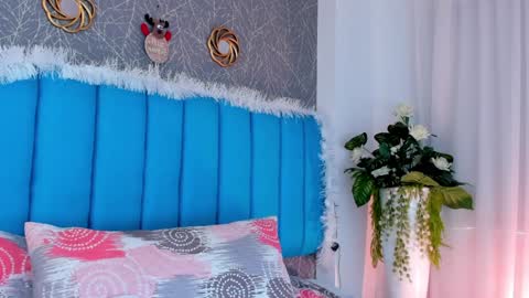 CarolineeGarcia online show from 12/26/24, 03:20