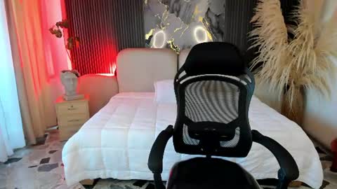 Caroline online show from 07/02/26, 12:44