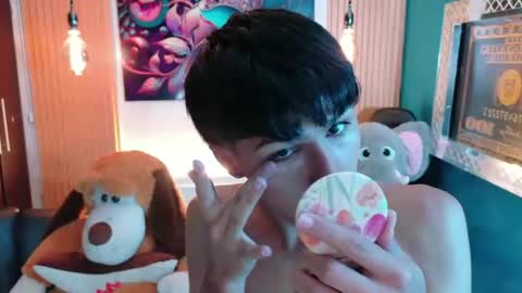 carolinejesh online show from 03/18/26, 12:08