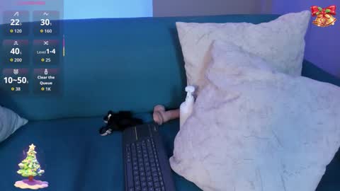 Caro  online show from 12/20/25, 08:16