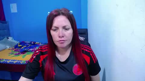 Carolinhe  online show from 07/04/26, 05:08