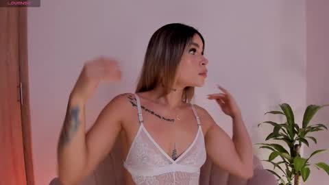 carolinna_ online show from 01/12/26, 12:16