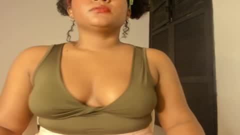 Caro online show from 04/16/26, 11:44