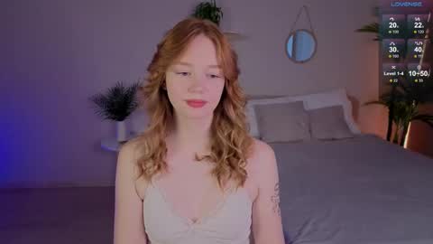 Snapshot of carolinnk chatting on 09/12/25, 02:50 Caro online show from 09/12/25, 02:50